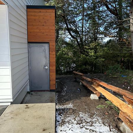 Victoria Private Studio Suite Colwood Esterno foto