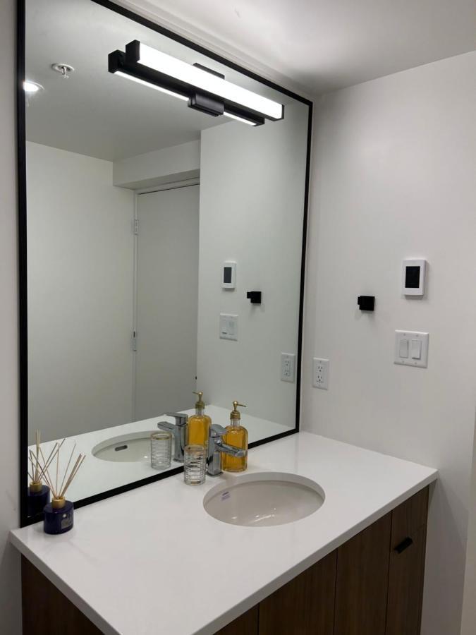 Victoria Private Studio Suite Colwood Esterno foto
